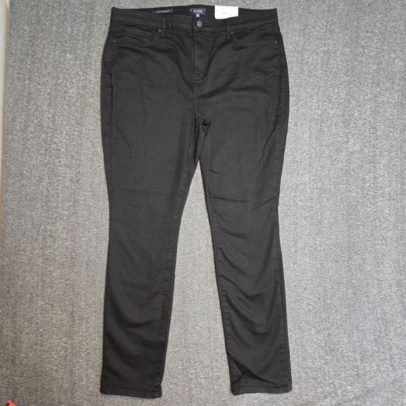 NYDJ Alina Leggings Black Jeans Size 16 x 30 Lift Tuck Stretch Slimming NWT - Picture 1 of 12